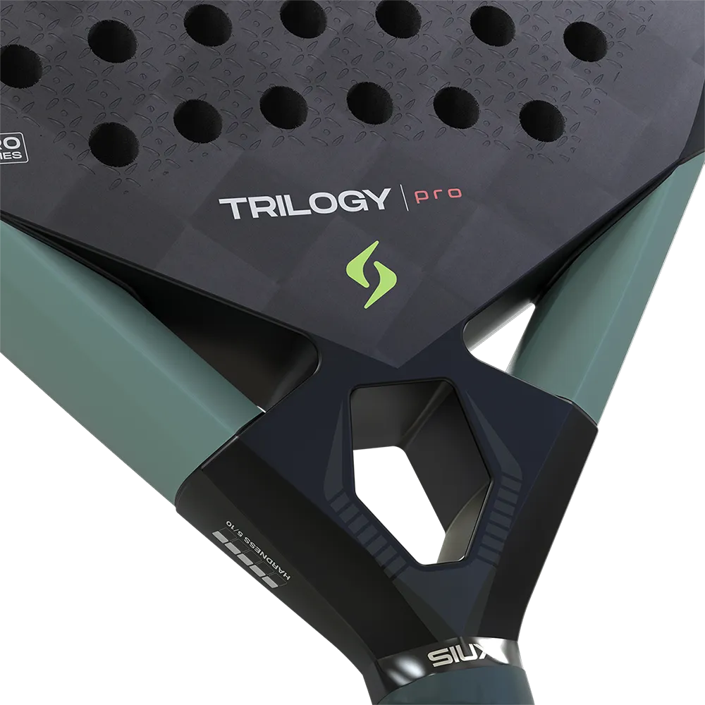 SIUX TRILOGY PRO 2026 NOIR FOG