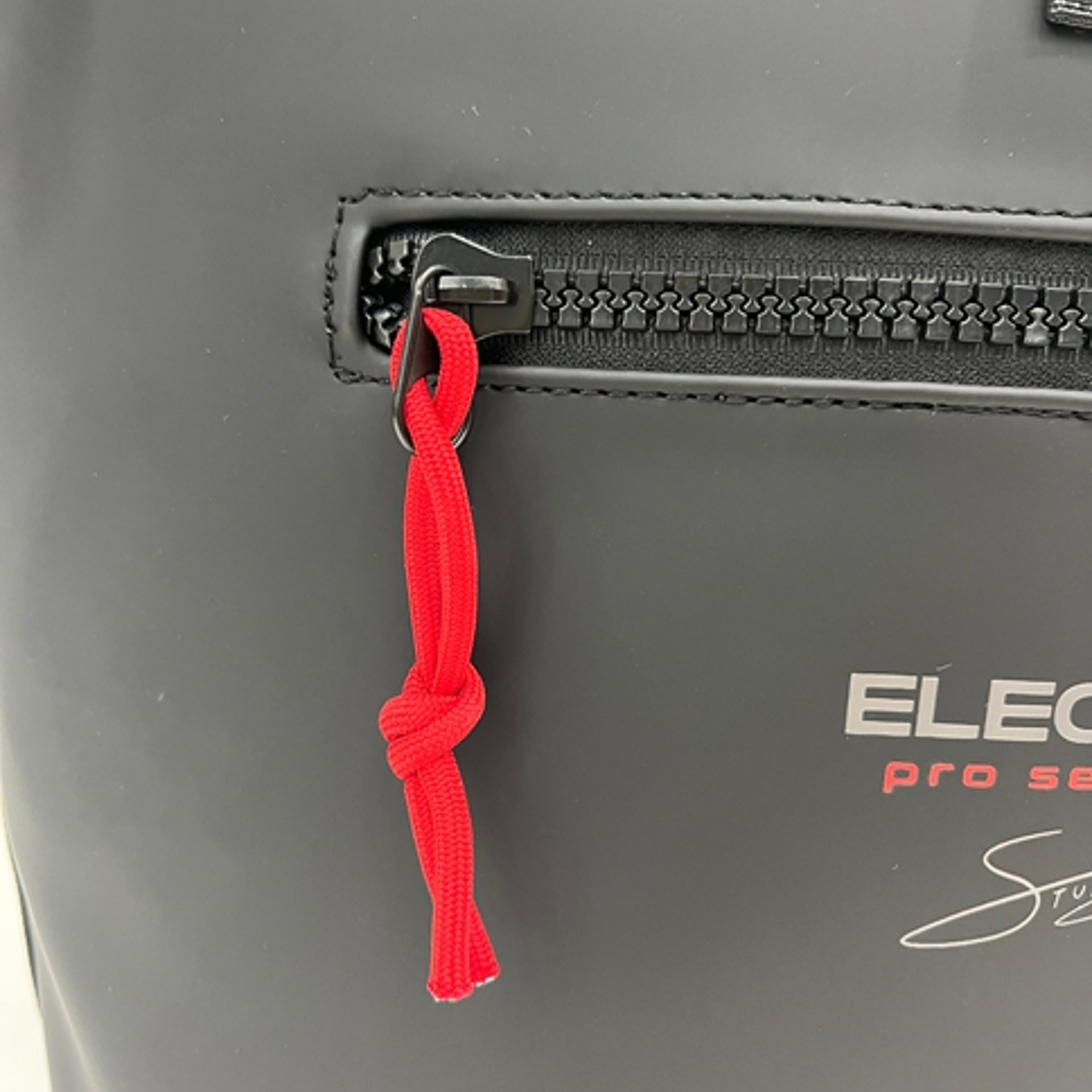MOCHILA SIUX ELECTRA SE BLACK 26